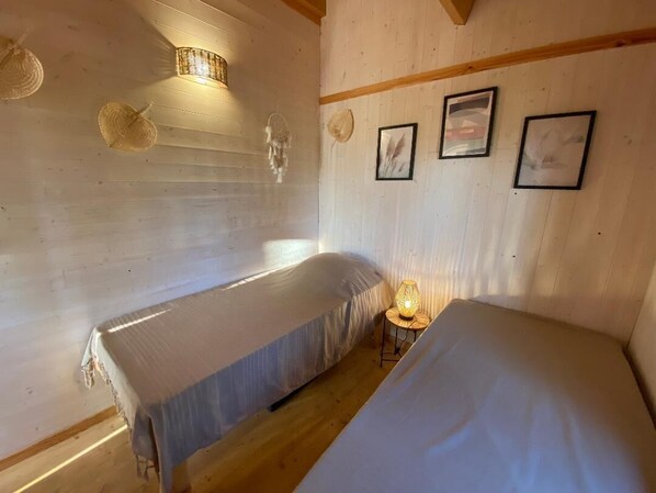 2 bedrooms