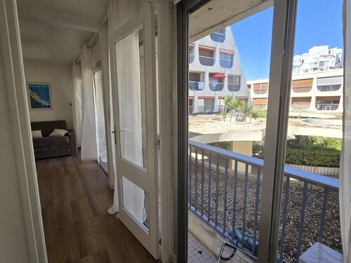 Charming studio with AC - 2 guests, city center