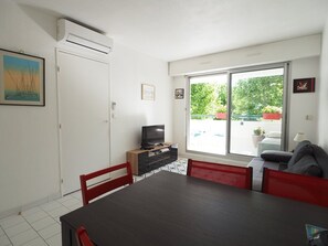 Fernseher