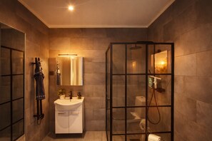 Bathroom - Vrbo Property (Särö)