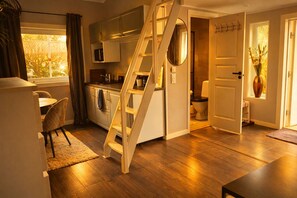 Private kitchen - Vrbo Property (Särö)