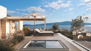Pool - Ollie's by the sea (Donja Lastva)