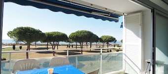 Apartment with sea view, parking - 6 guests
