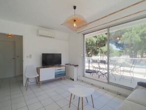 TV - T2 with AC and pool - 6 guests (La Grande-Motte)