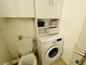 Hair dryer - Studio at Boucanet, parking - 4 guests (Le Grau-du-Roi)