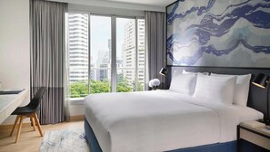 Room - LARGE TWO BEDROOM DELUXE APARTMENT WITH STUNNING CITY VIEWS (Krung Thep Maha Nakhon)