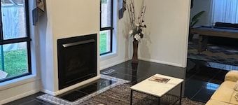 Convenient location with panoramic view home in Narre Warren North