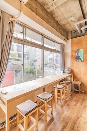 Basic Shared Dormitory, Women only, Non Smoking | Interior - ArtBar & GuestHouse ennova (Atami)