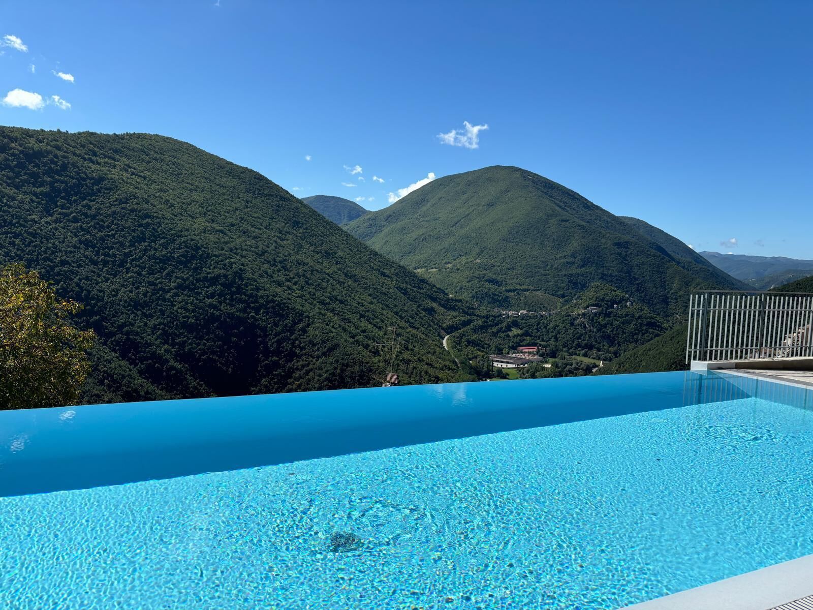 Piscine extérieure (ouverte en saison)