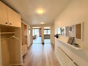 Interior - Relaxing Riverside House with Sauna & Fireplace (Kannus)