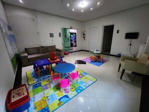 Children’s area - Apartment for 4 people in Bombas + swimming pools + gym + sauna + games rooms (Bombinhas)