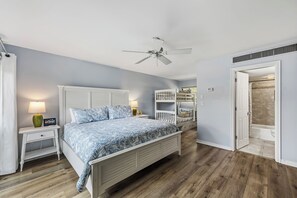 3 chambres, fer et planche à repasser, Wi-Fi gratuit, draps fournis