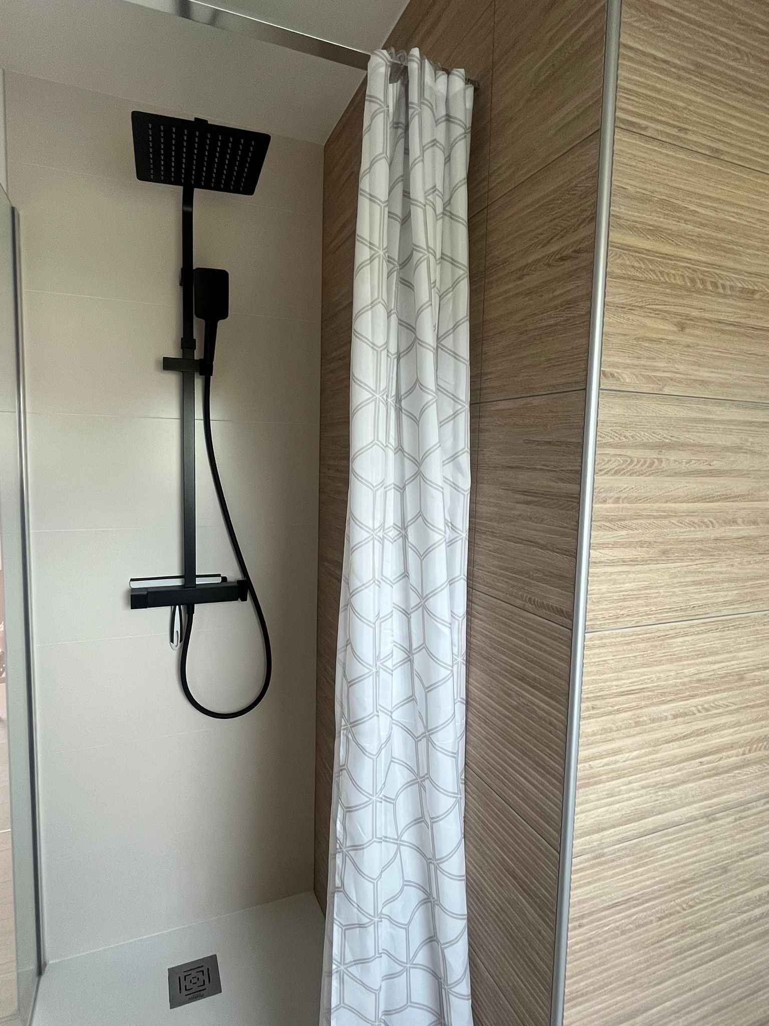 Hair dryer, towels