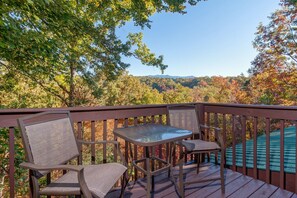 Property grounds - Sky Harbor| Pet Friendly | Hot Tub | View | WiFi (Sevierville)