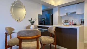 3 habitaciones y acceso a internet