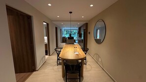House - w Welcoming 2BR w Private Terrace in Hipodromo (Mexico City)