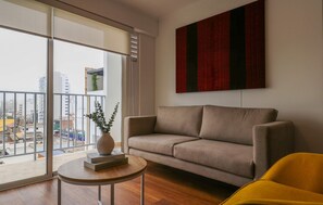 Apartment - w Luxury Cozy 2BR w Balcony in Miraflores (Lima)