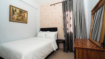 2 chambres, fer et planche à repasser, accès Internet, draps fournis