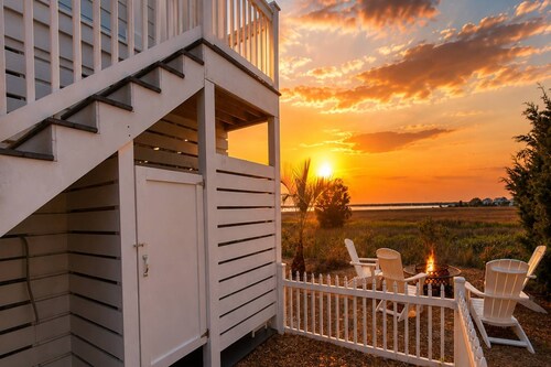 Stunning Harbor Island Home, Ocean Views, Golf Cart, Walk to Beach & Resort Amenities Included!