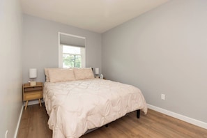 House, 4 Bedrooms, Balcony | 4 bedrooms - Modern Renovated 4min Notredame 4bed 2bath 10peopl (South Bend)