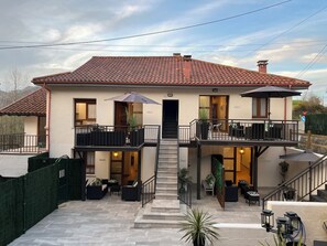 Exterior - Vrbo Property (Onis)