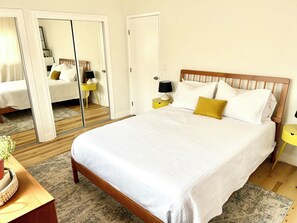 Room - Perfect 3-bedroom townhome walking distance to Whole Foods in Santa Rosa (Santa Rosa)