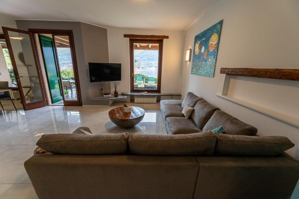 Villa, balcone, vista montagna | Area soggiorno