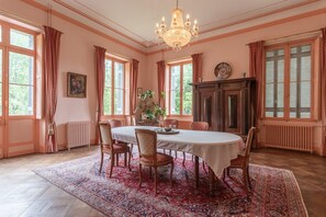 Dineren