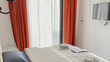Classic Triple Room | Free WiFi