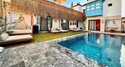 Alaçatı Paradise Hotel