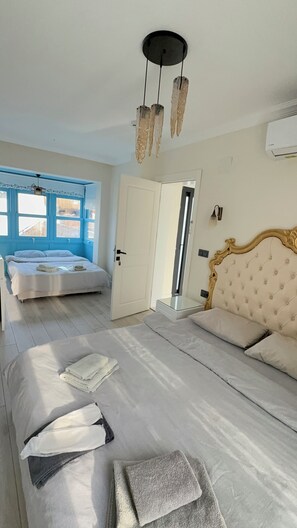 Family Quadruple Room, Garden View | Free WiFi - Alaçatı Paradise Hotel (Cesme)