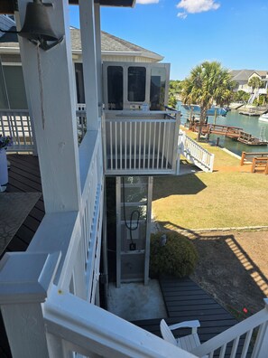 Property grounds - 4 min walk to the beach luxury 4 bedrooms 4 bathrooms house on deep water canal  (Ocean Isle Beach)