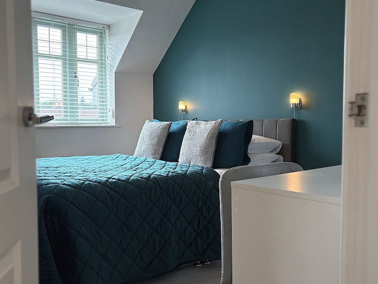 St Johns Penthouse, Bridgnorth With Free Private Parking - Bridgnorth