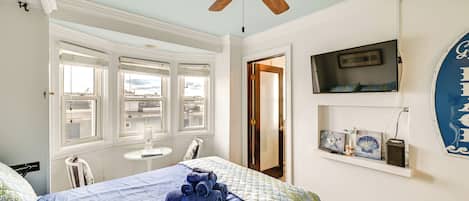 Apartment (0 Bedroom) | Interior