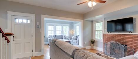 House (4 Bedrooms) | Interior