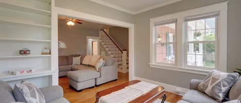 House (4 Bedrooms) | Interior