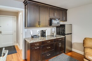 Apartment (2 Bedrooms) | Interior - Walkable Lake Escape! Elkhart Lake Condo (Elkhart Lake)