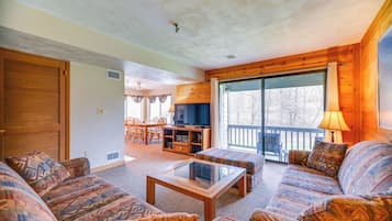 Apartment (3 Bedrooms) | Front of property