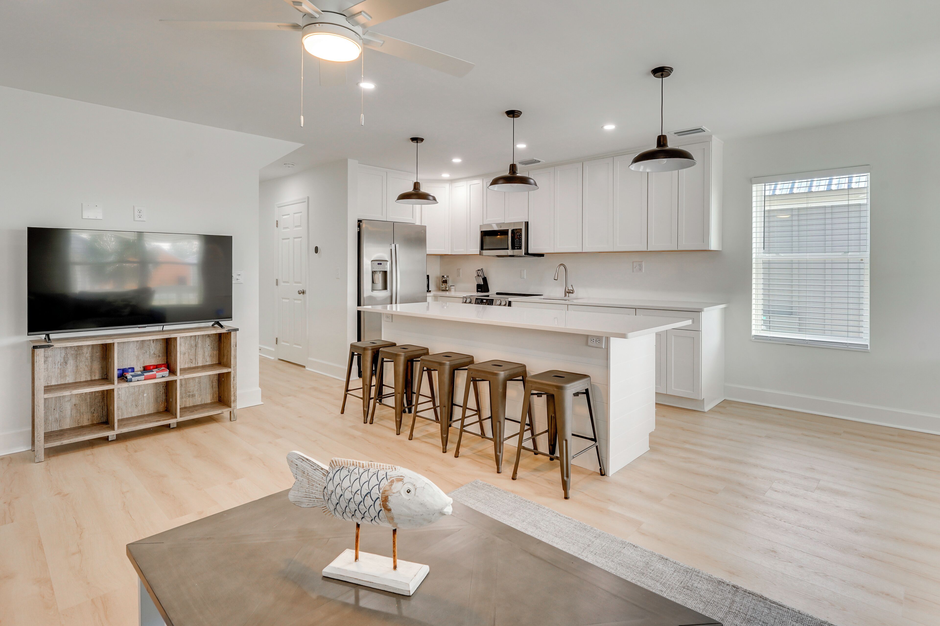 House (3 Bedrooms) | Interior