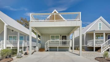 House (3 Bedrooms) | Front of property