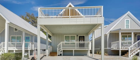 House (3 Bedrooms) | Front of property