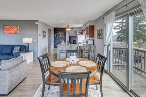 Interior - Working Farm w/ On-site Winery! Central Lake Hub (Central Lake)
