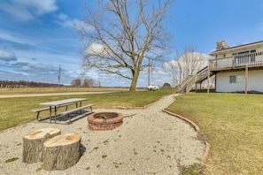 Interior - Working Farm w/ On-site Winery! Central Lake Hub (Central Lake)