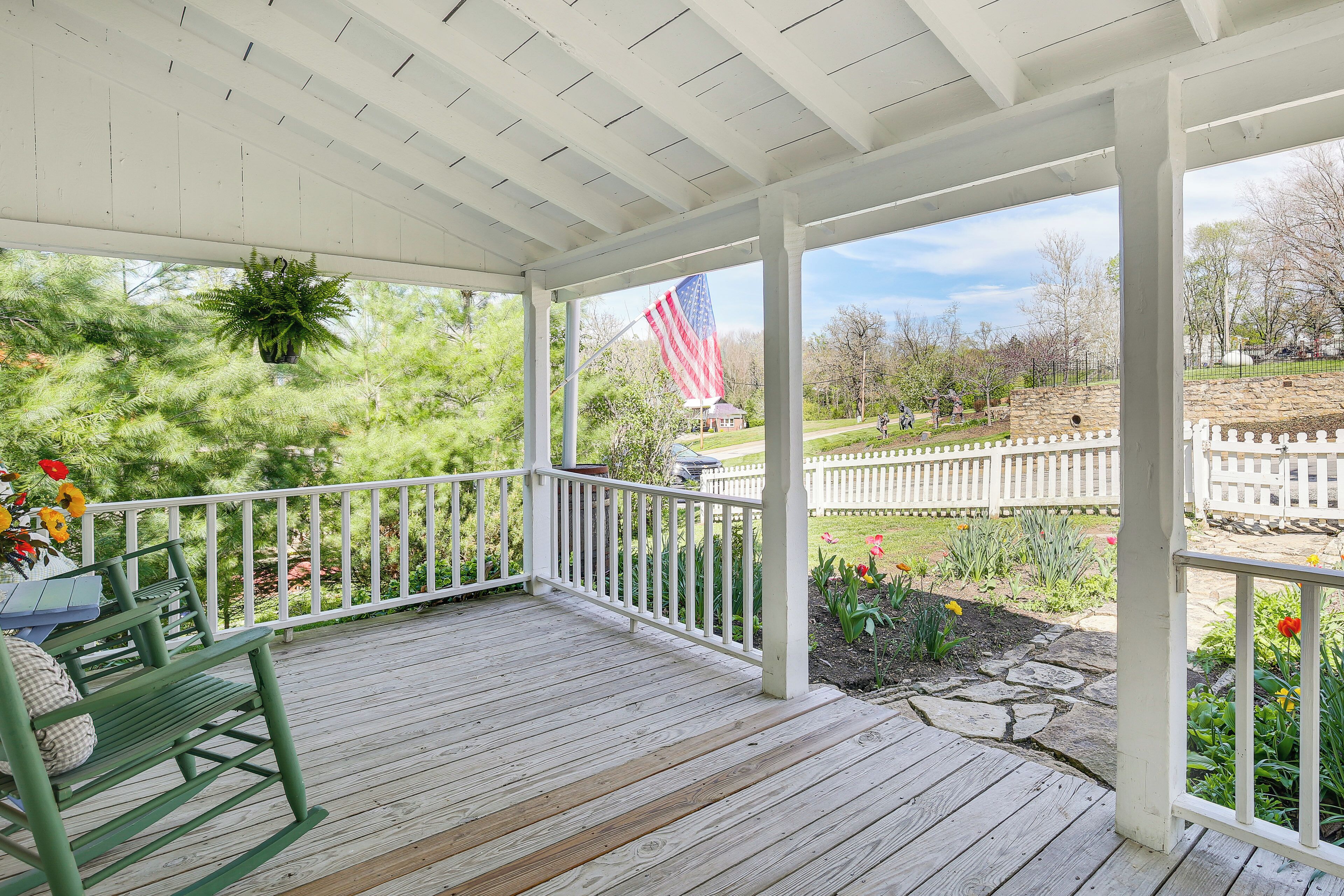 Apartment (0 Bedroom) | Interior