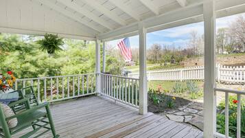 Apartment (0 Bedroom) | Interior