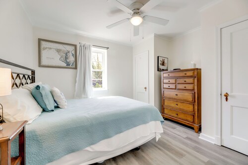 Walk to Parks & Marina! Waterfront Cambridge Condo