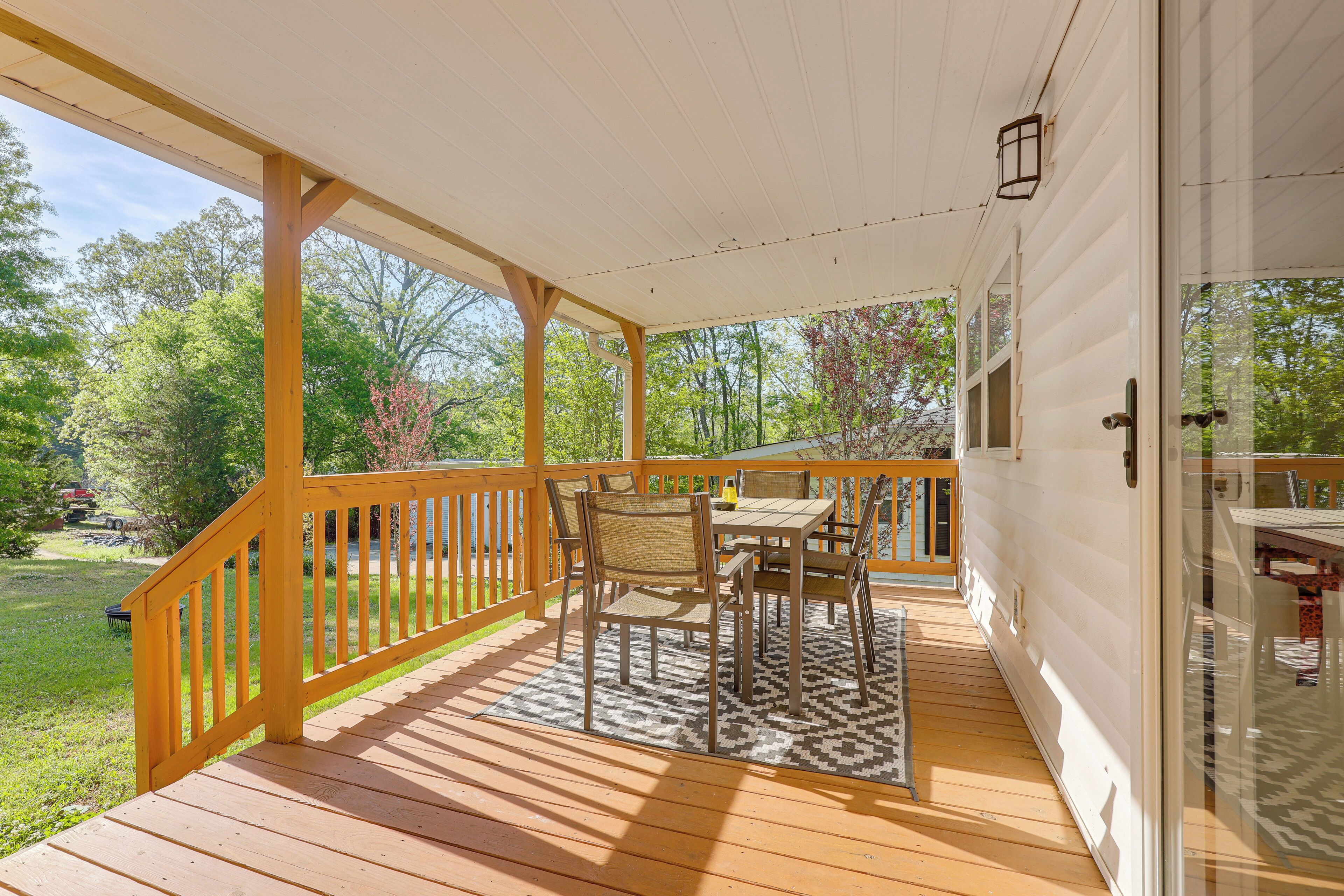 House (2 Bedrooms) | Front of property