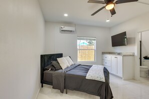 Apartment (0 Bedroom) | Interior - SPI Stay in Entertainment District, Pets Welcome! (South Padre Island)