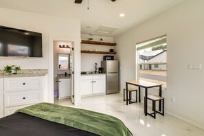 Interior - Community Pool! Walkable South Padre Island Studio (South Padre Island)