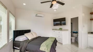 Apartment (0 Bedroom) | Front of property